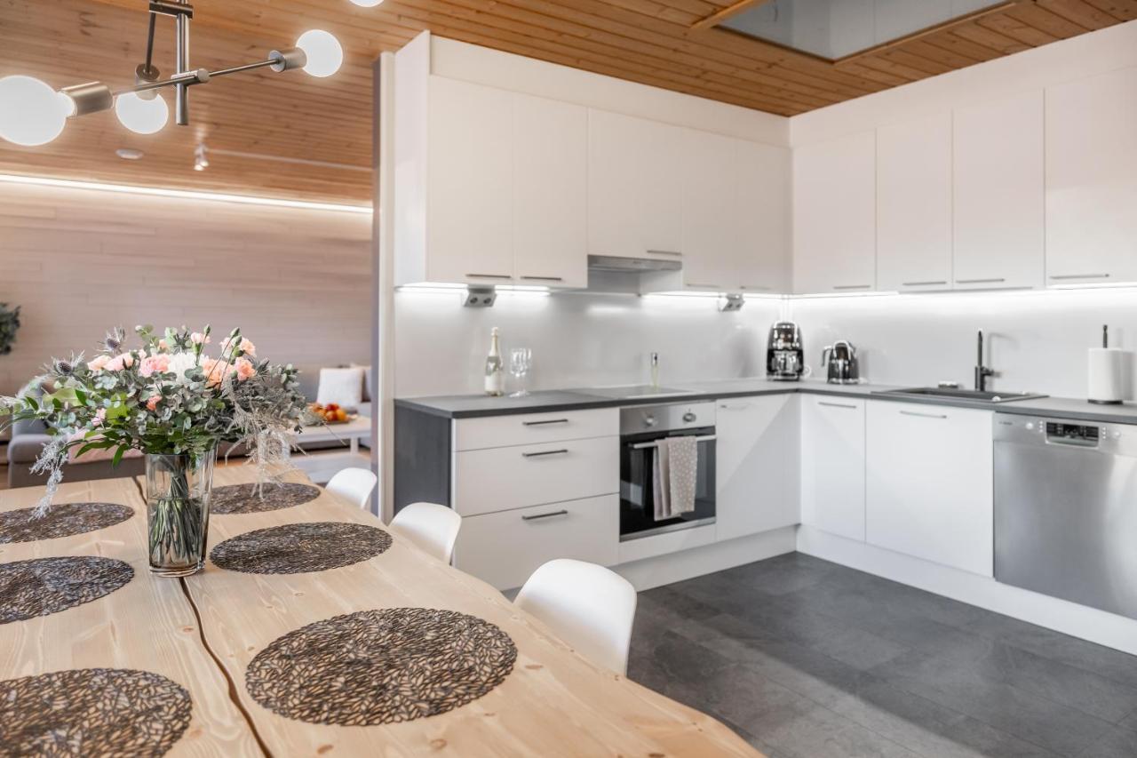 Arctic Holiday Apartments 5 로바니에미 외부 사진